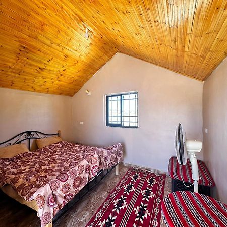 Готель Wadi Al-Wala View Camp Мадаба Екстер'єр фото