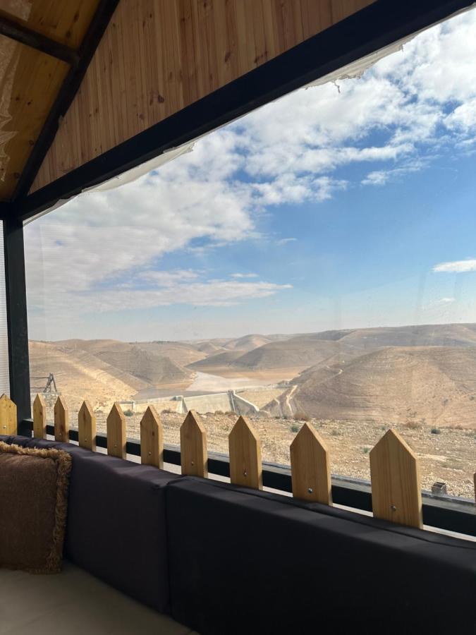 Готель Wadi Al-Wala View Camp Мадаба Екстер'єр фото