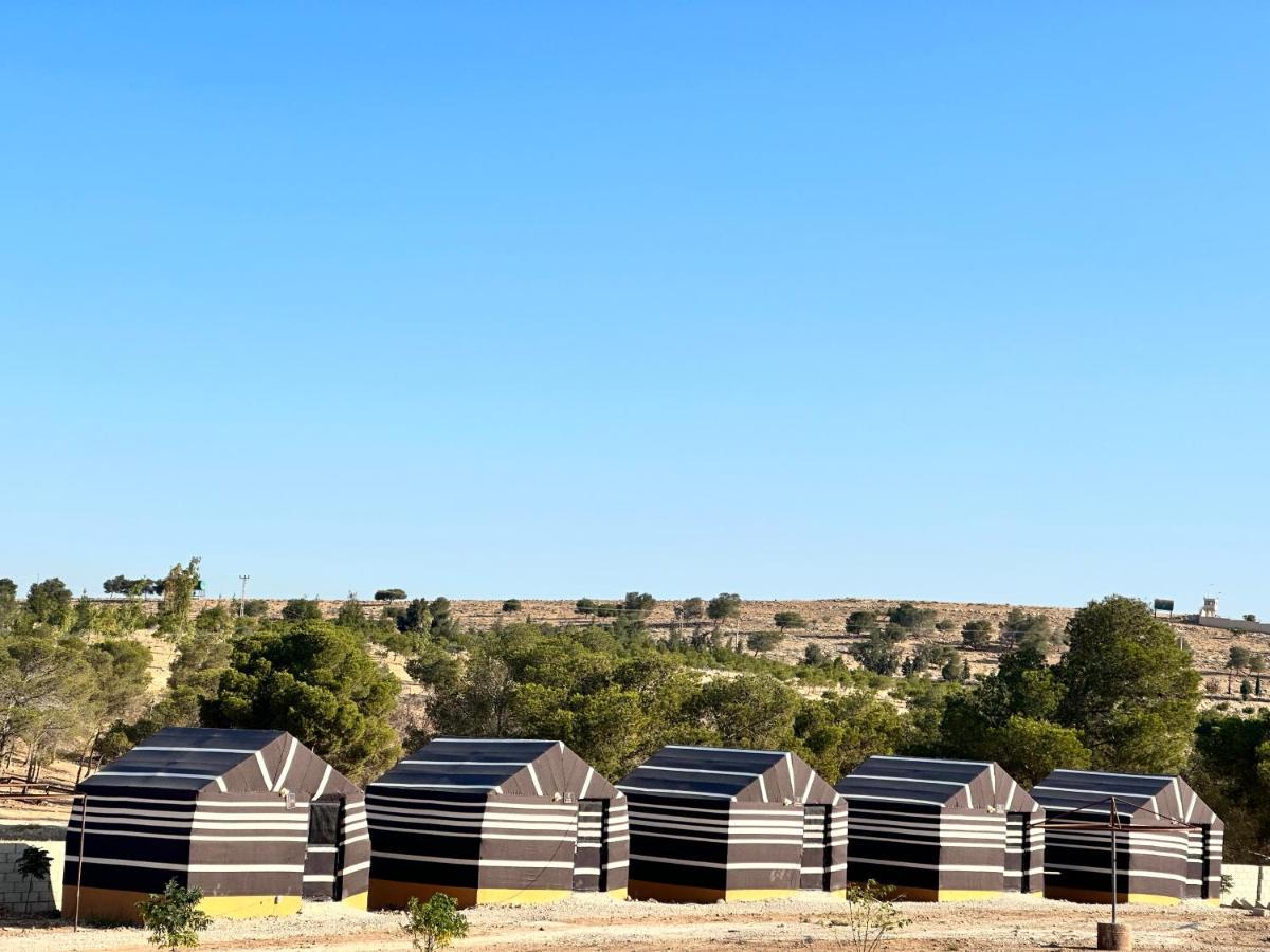 Готель Wadi Al-Wala View Camp Мадаба Екстер'єр фото